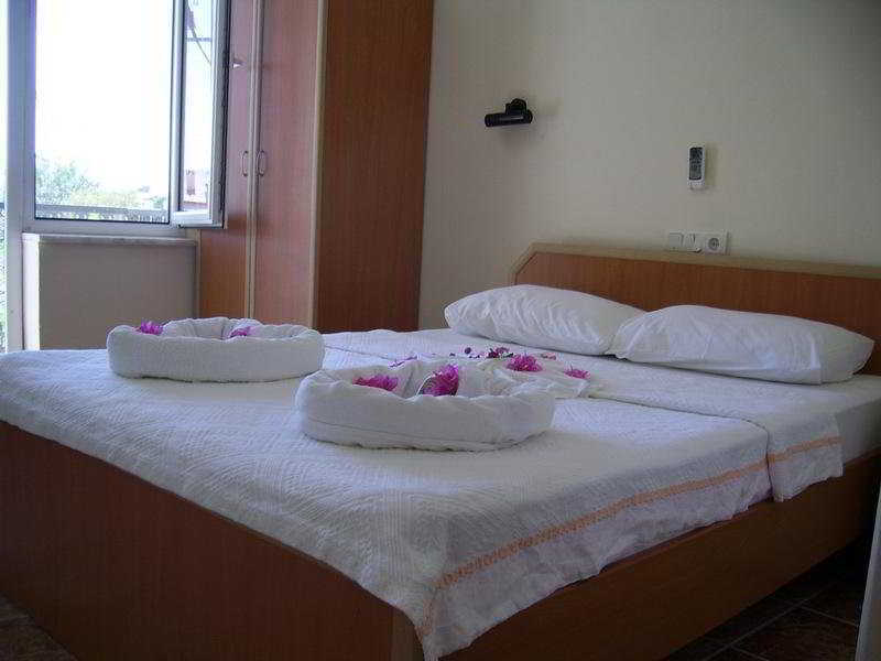 Hotel Junior Ozalp à Dalyan Extérieur photo